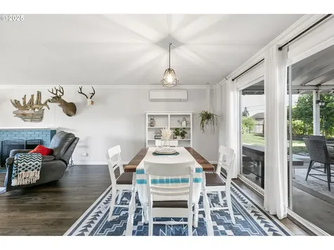 2172 Fireside Court Springfield OR 97477