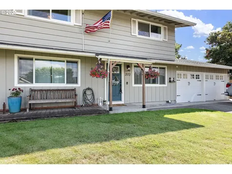 2172 Fireside Court Springfield OR 97477