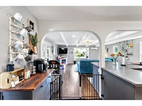 2172 Fireside Court Springfield OR 97477