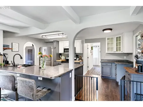 2172 Fireside Court Springfield OR 97477