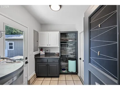 2172 Fireside Court Springfield OR 97477