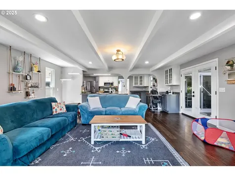 2172 Fireside Court Springfield OR 97477