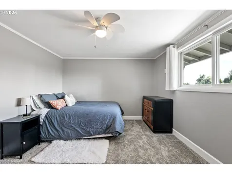 2172 Fireside Court Springfield OR 97477