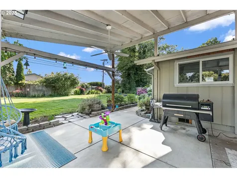 2172 Fireside Court Springfield OR 97477