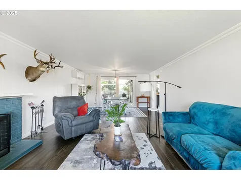 2172 Fireside Court Springfield OR 97477