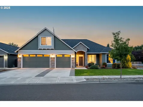 812 NE 29th Way Battle Ground WA 98604
