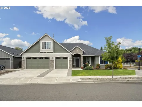 812 NE 29th Way Battle Ground WA 98604