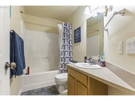891 Kentucky Avenue Coos Bay OR 97420