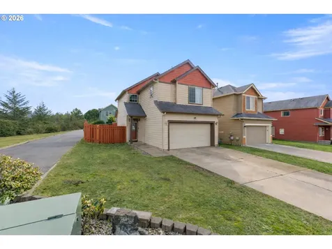 891 Kentucky Avenue Coos Bay OR 97420