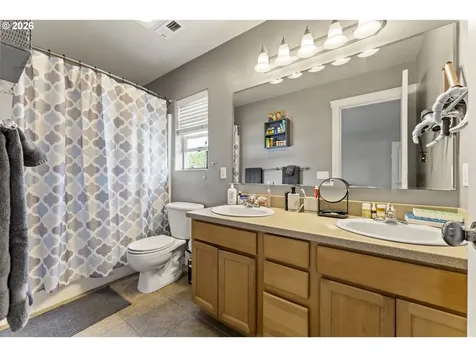 891 Kentucky Avenue Coos Bay OR 97420