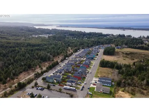 891 Kentucky Avenue Coos Bay OR 97420