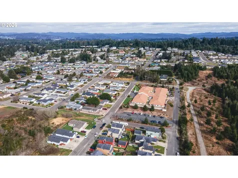 891 Kentucky Avenue Coos Bay OR 97420