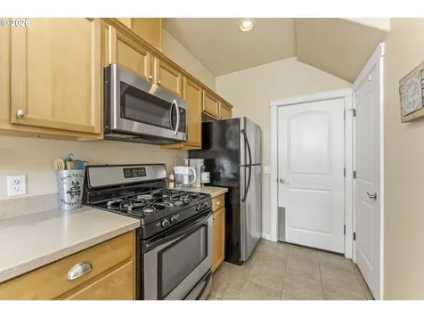 891 Kentucky Avenue Coos Bay OR 97420