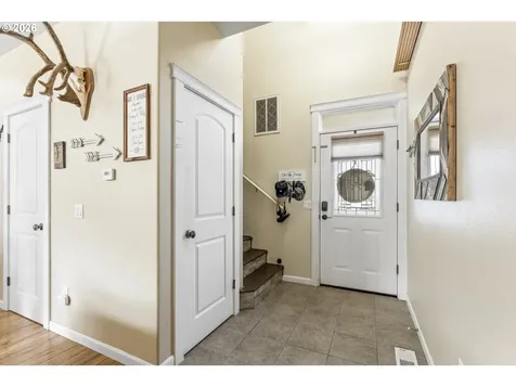 891 Kentucky Avenue Coos Bay OR 97420