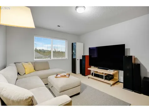 3760 NW Tustin Ranch Drive Portland OR 97229
