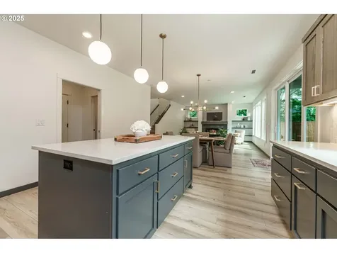 2302 S Royal Court Ridgefield WA 98642