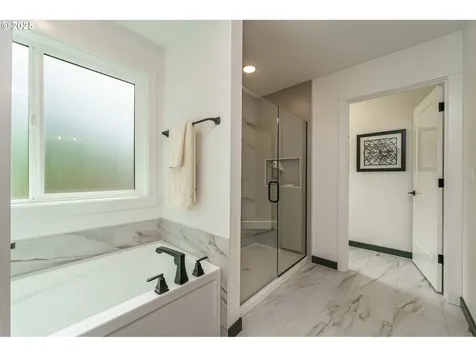 2302 S Royal Court Ridgefield WA 98642