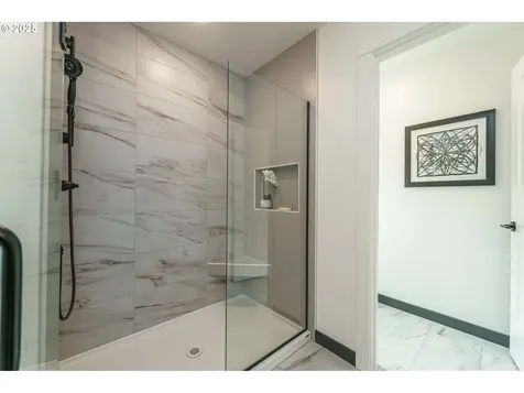 2302 S Royal Court Ridgefield WA 98642