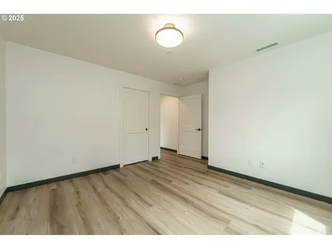 2302 S Royal Court Ridgefield WA 98642