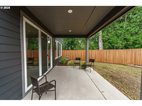 2302 S Royal Court Ridgefield WA 98642