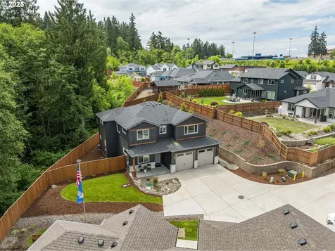 2302 S Royal Court Ridgefield WA 98642