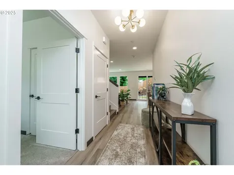 2302 S Royal Court Ridgefield WA 98642
