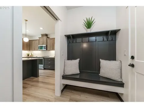 2302 S Royal Court Ridgefield WA 98642