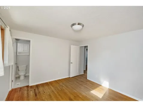 16560 SE Haig Drive Portland OR 97236
