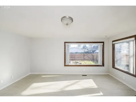16560 SE Haig Drive Portland OR 97236