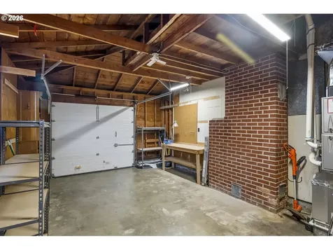 16560 SE Haig Drive Portland OR 97236
