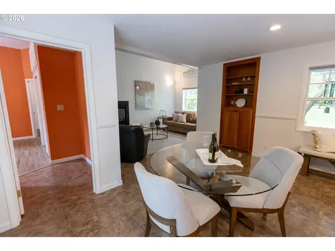 1640 NE Holly Oak Place Corvallis OR 97330