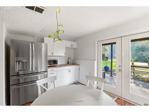 16800 SE Rock Creek Court Clackamas OR 97015
