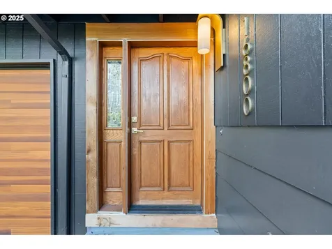 16800 SE Rock Creek Court Clackamas OR 97015