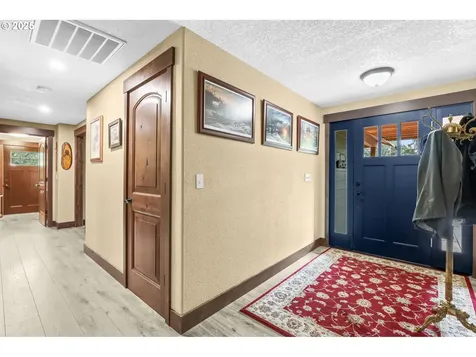 801 S Park Street Carlton OR 97111