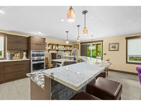 801 S Park Street Carlton OR 97111