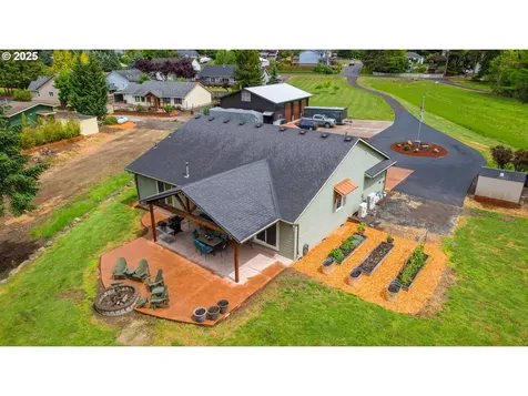 801 S Park Street Carlton OR 97111
