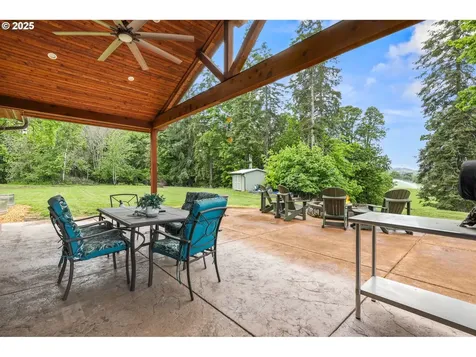 801 S Park Street Carlton OR 97111