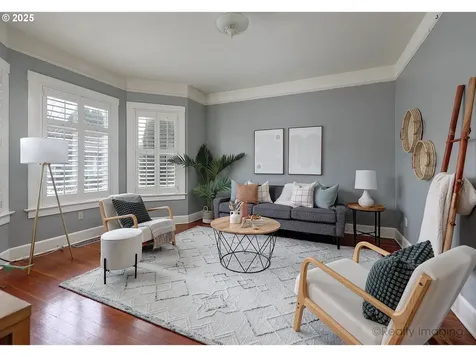 2738 SE 18th Avenue Portland OR 97202