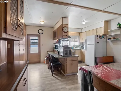 4882 Lancaster Drive Salem OR 97305
