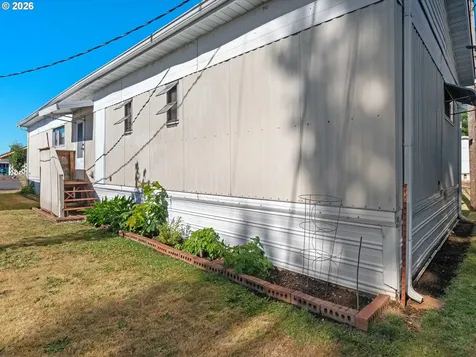 4882 Lancaster Drive Salem OR 97305