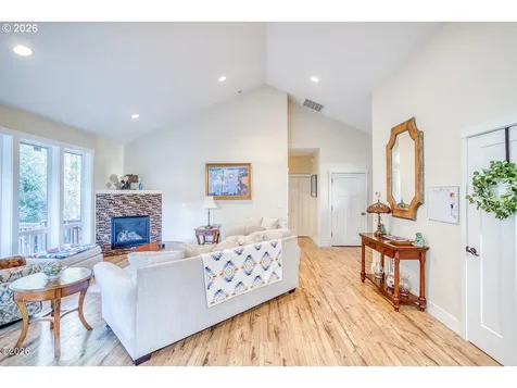 4635 NE Tide Avenue Lincoln City OR 97367