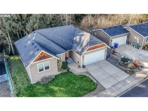 4635 NE Tide Avenue Lincoln City OR 97367