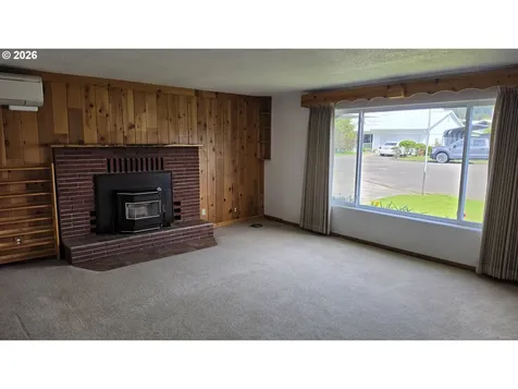 2360 High Street Reedsport OR 97467