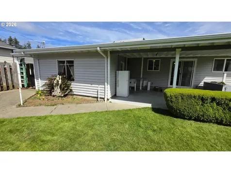 2360 High Street Reedsport OR 97467