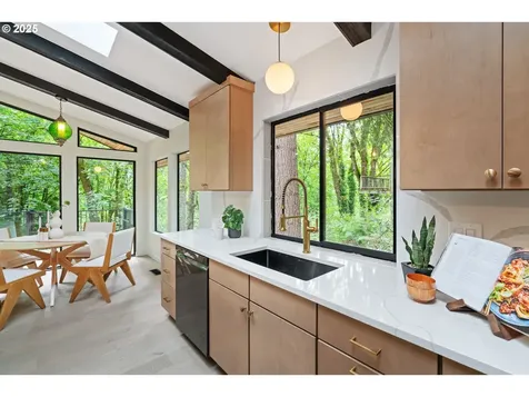 18 Monticello Drive Lake Oswego OR 97035