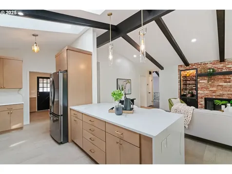 18 Monticello Drive Lake Oswego OR 97035
