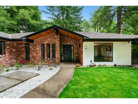 18 Monticello Drive Lake Oswego OR 97035
