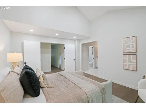 18 Monticello Drive Lake Oswego OR 97035