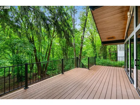 18 Monticello Drive Lake Oswego OR 97035
