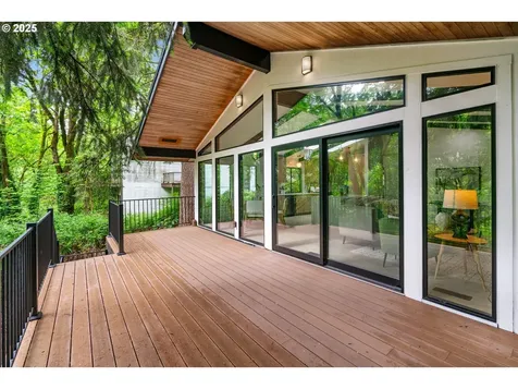 18 Monticello Drive Lake Oswego OR 97035